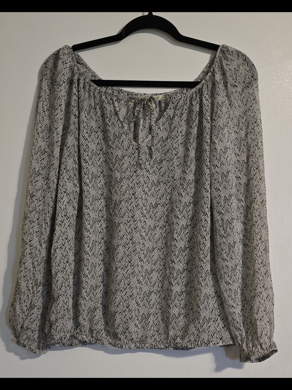 Lucky Brand Women’s Medium 100% Silk Peasant Blouse Boho Geometric Print Top